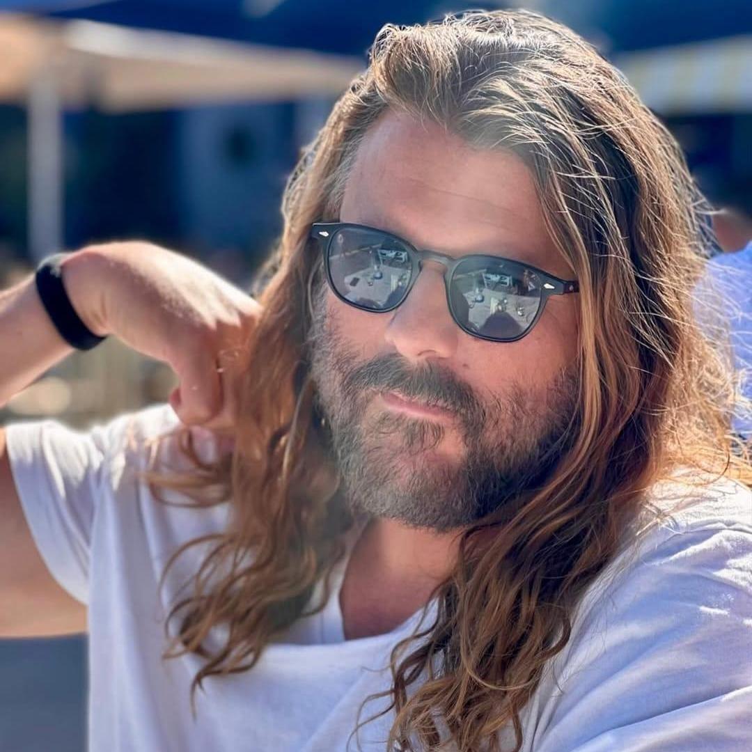 Nikolopoulos