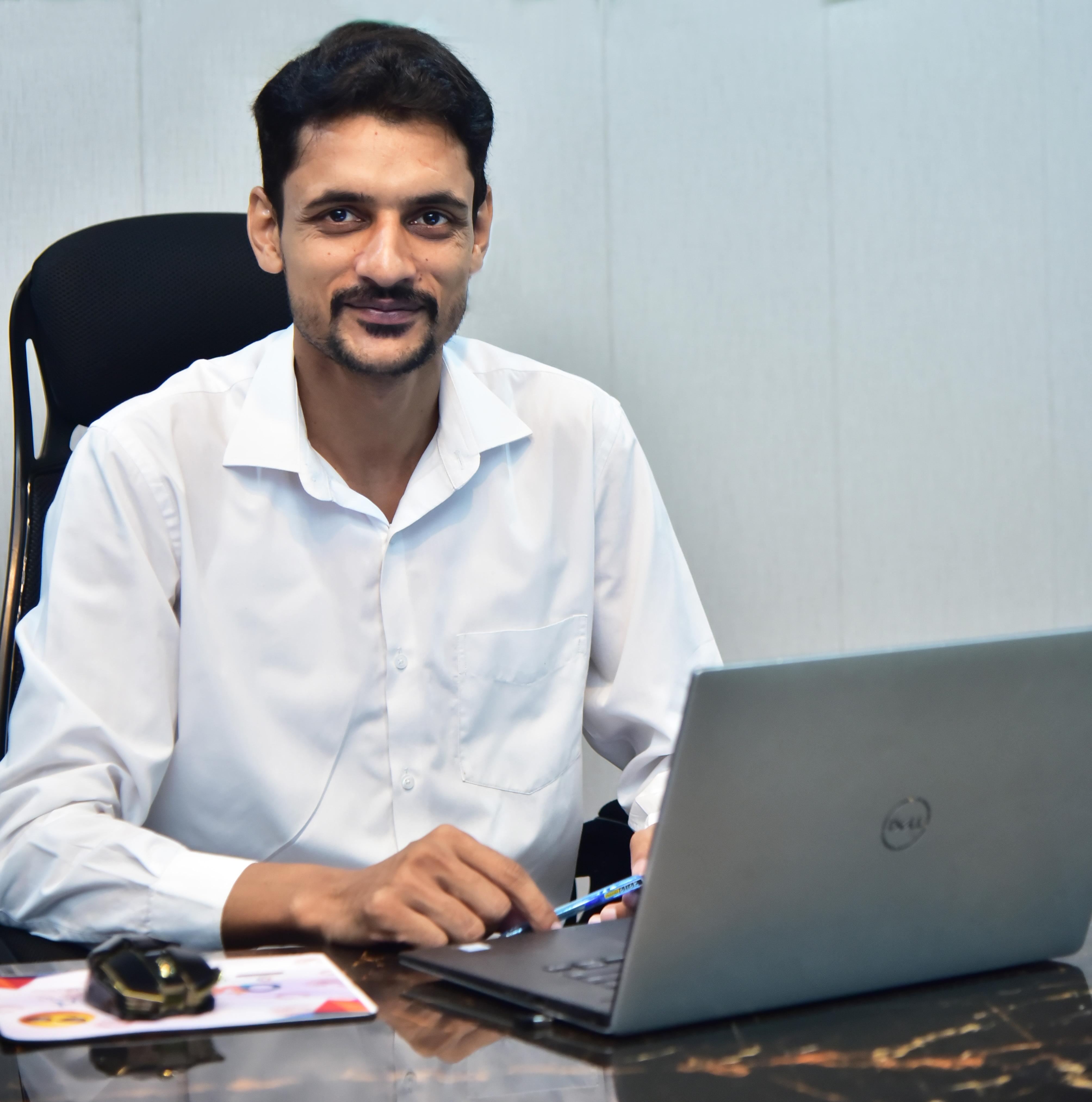 Atif  Taimur 