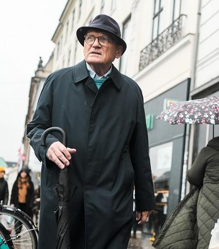 Sngine 73b9b783cc95065b5172980f3eff2199