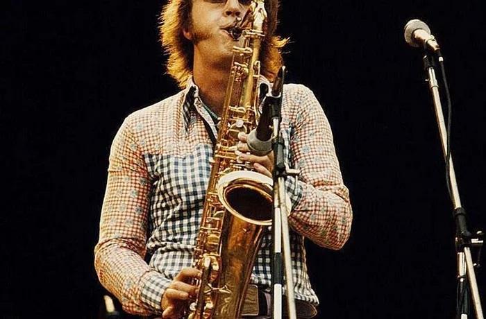 Sngine 78d85779446a633cffeadfc45ca93491