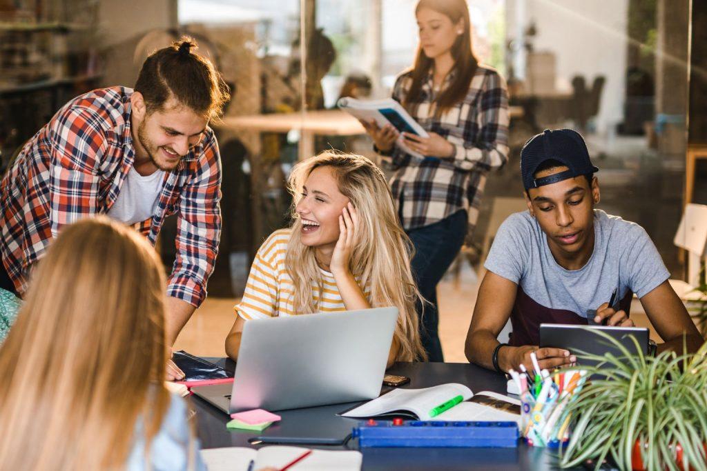 Sngine 9d452b76d6384e0d1db24f12bc8b7e74